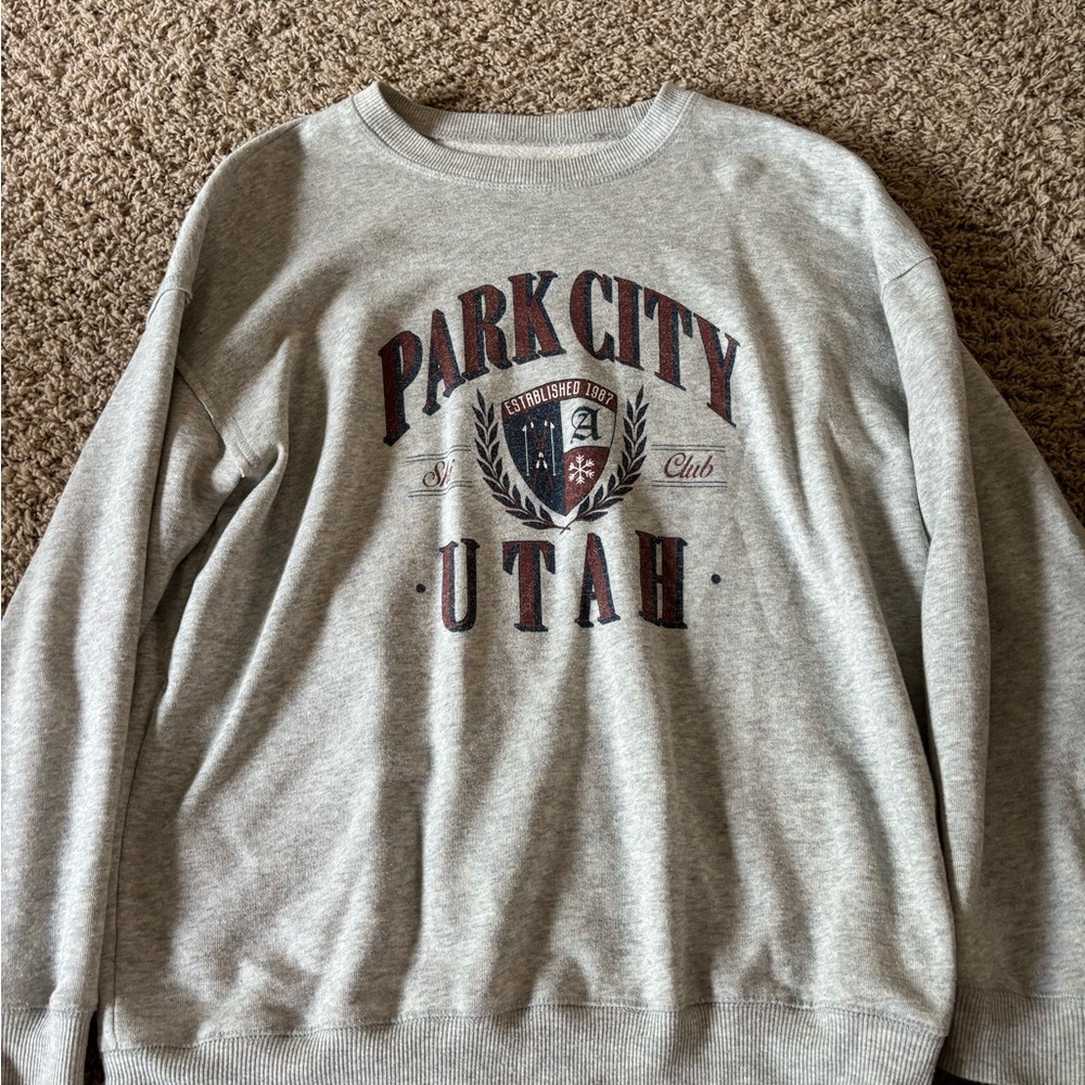 Aeropostale Gray Park City Utah Crewneck Sweater